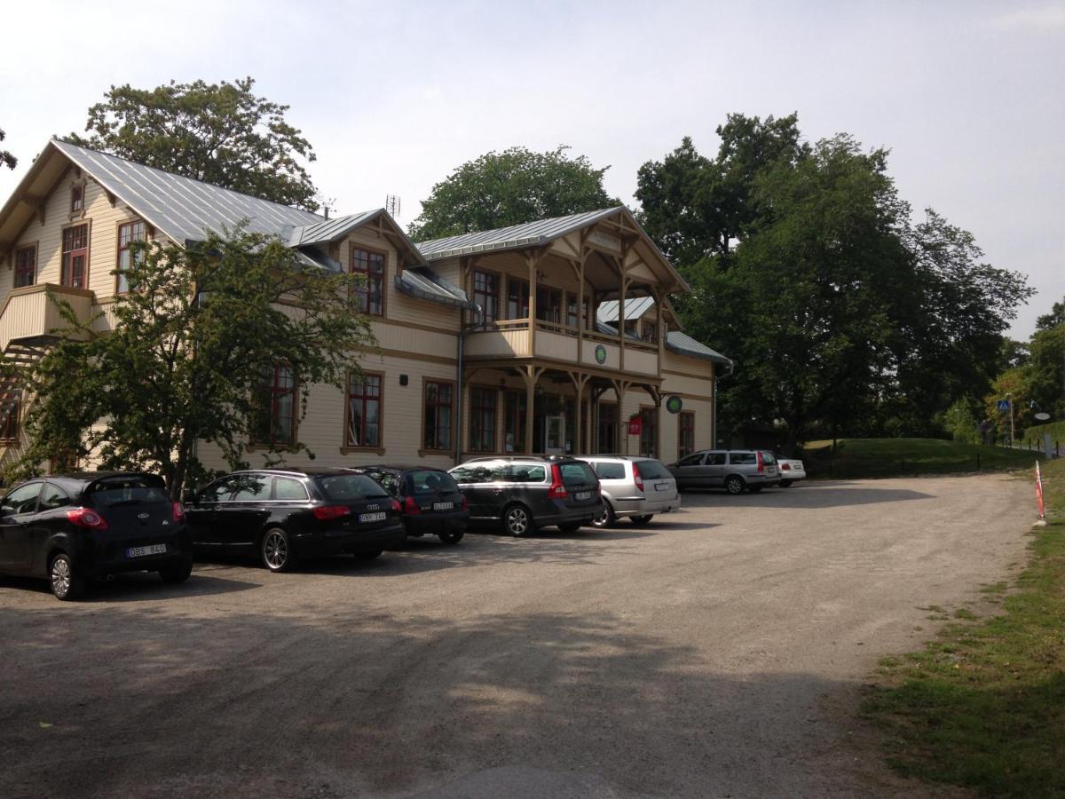 Ronneby Brunnspark Vandrarhem Och B&B Exterior photo